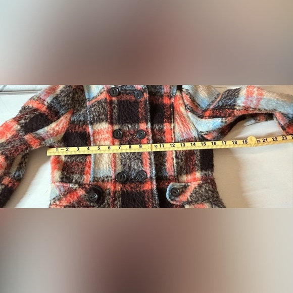 NWOT Urban Republic Plaid Girls Coat with Faux Fur Hood Size 16 - Picture 14 of 16